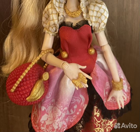 Ever After High Кукла базовая Эппл Вайт