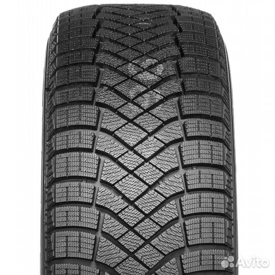 Pirelli Ice Zero FR 215/55 R18 99H