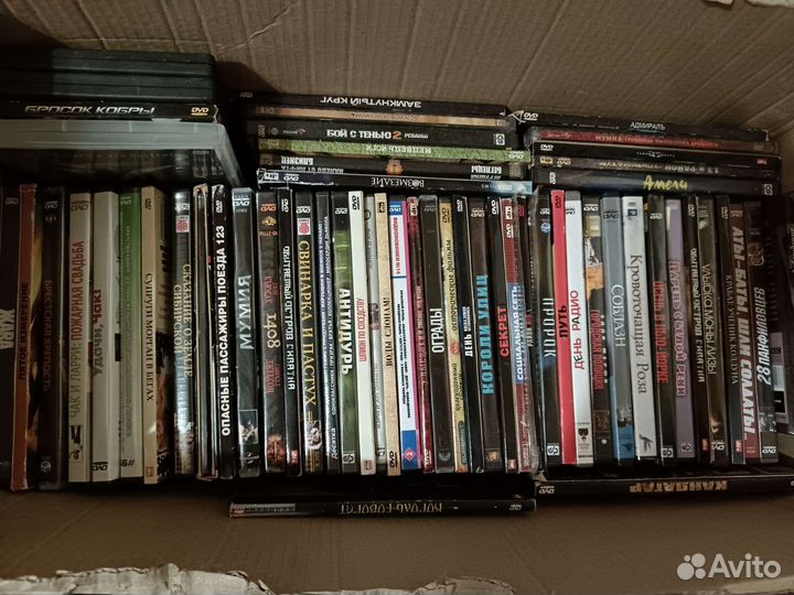 Диски фильмы пакетом 70 шт