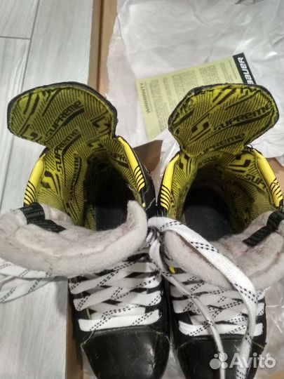 Хоккейные коньки bauer Supreme M4 YTH 12