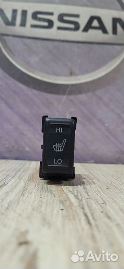 Кнопка подогрева сиденья Nissan teana J32 Лев