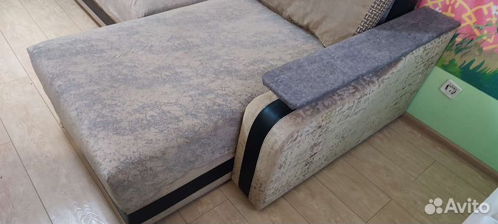 Угловой диван
