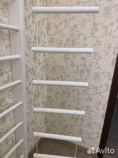 Продам шведскую стенку деревянную