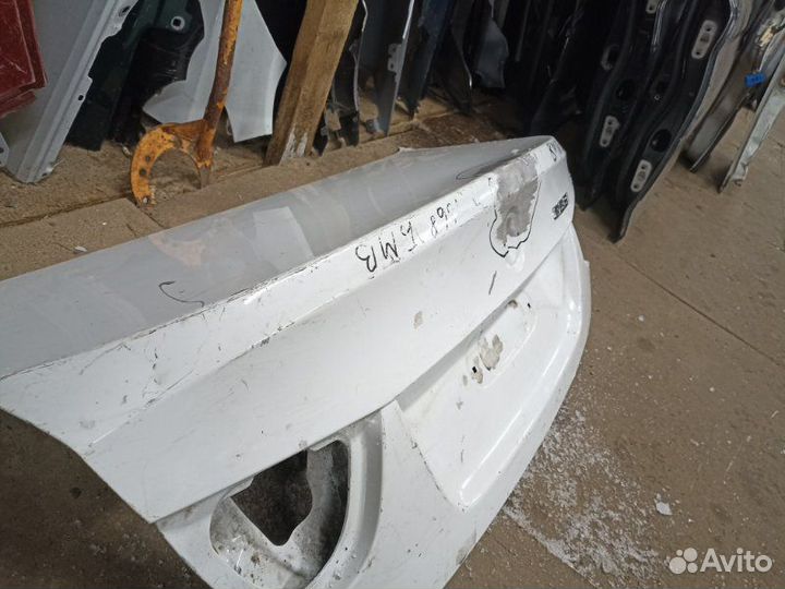 Крышка Bmw 3 325I