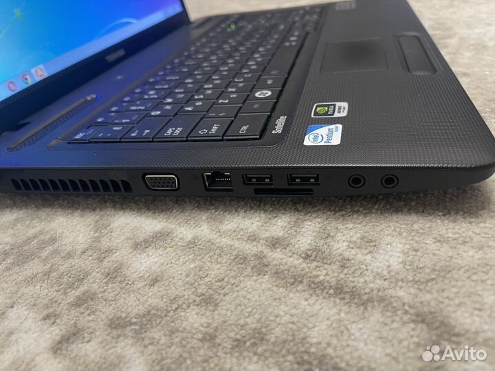 Toshiba Ноутбук