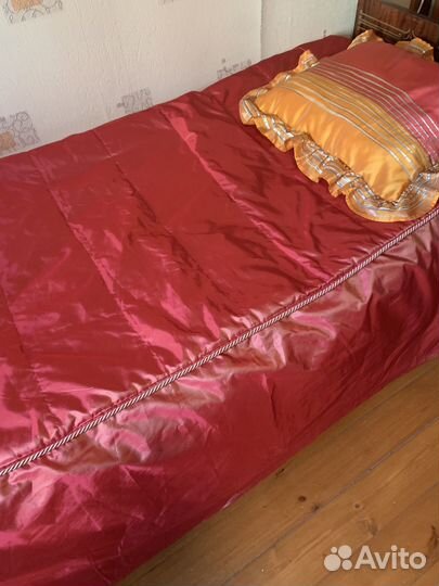 Покрывало на кроватать