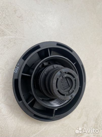 Крышка расширительного бачка BMW E71