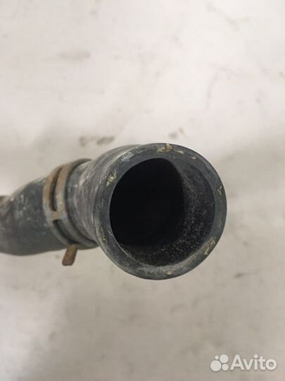 Патрубок системы охлаждения Skoda Octavia A4(1926)