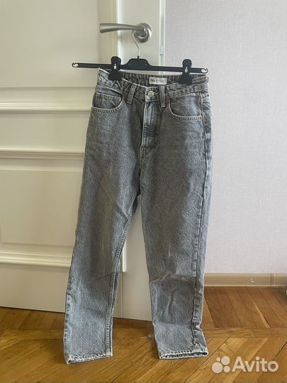 Джинсы zara mom