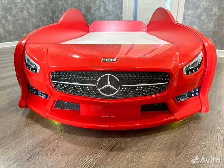 Детская кровать машина бу с матрасом