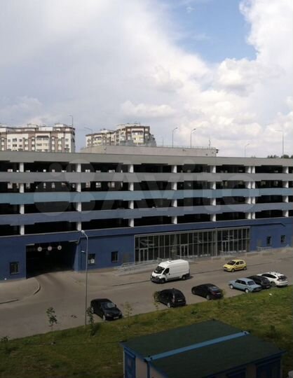 Машиноместо, 13 м²