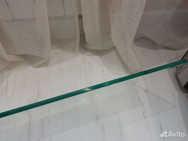 Полка настенная стеклянная