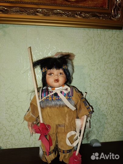 Куклы коллекционные на подставке