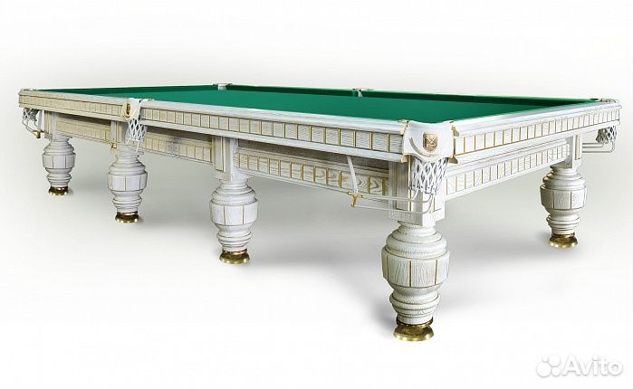 Бильярдный стол