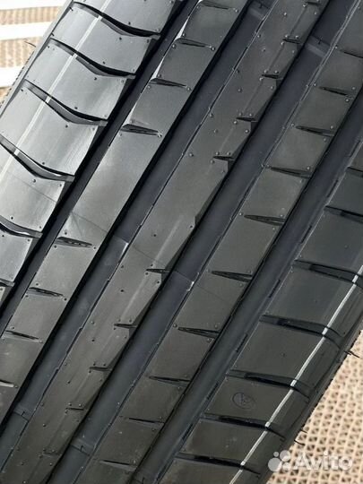 Triangle EffeXSport TH202 245/45 R17 102Y