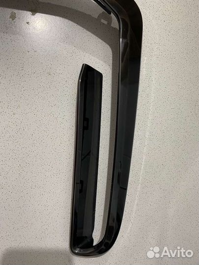 Накладка переднего бампера левая Bmw X7 G07 (б/у)