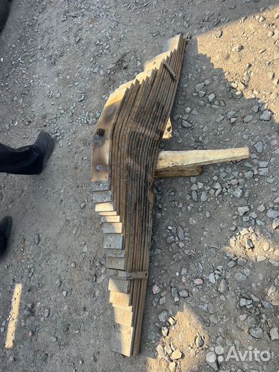 Задние рессоры маз