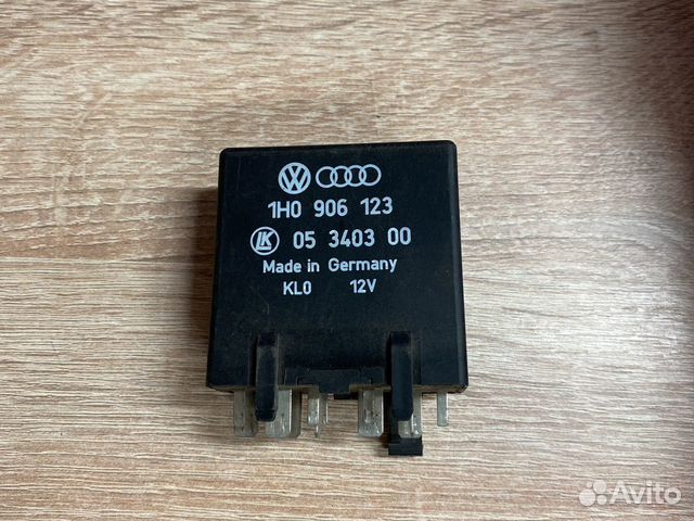 Реле свечей накаливания VAG 1H0906123