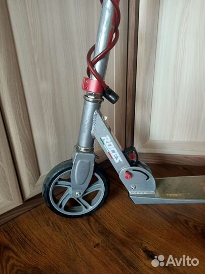 Самокат Roces 175