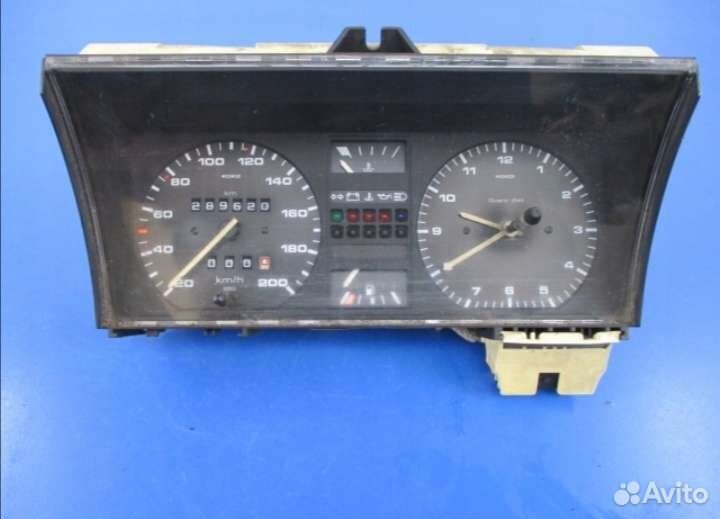 Приборная панель Golf 2