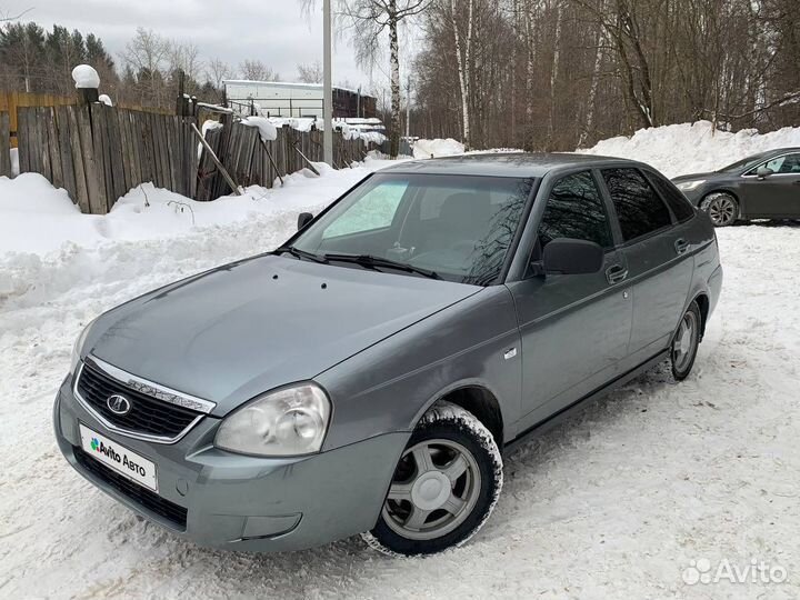 LADA Priora 1.6 МТ, 2010, 200 000 км