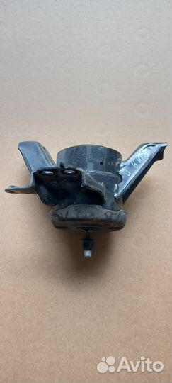 Подушка двигателя передняя Kia Magentis 1 2002