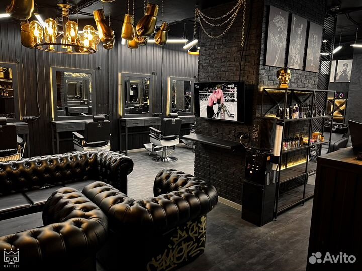 Барбер в Барбершоп 