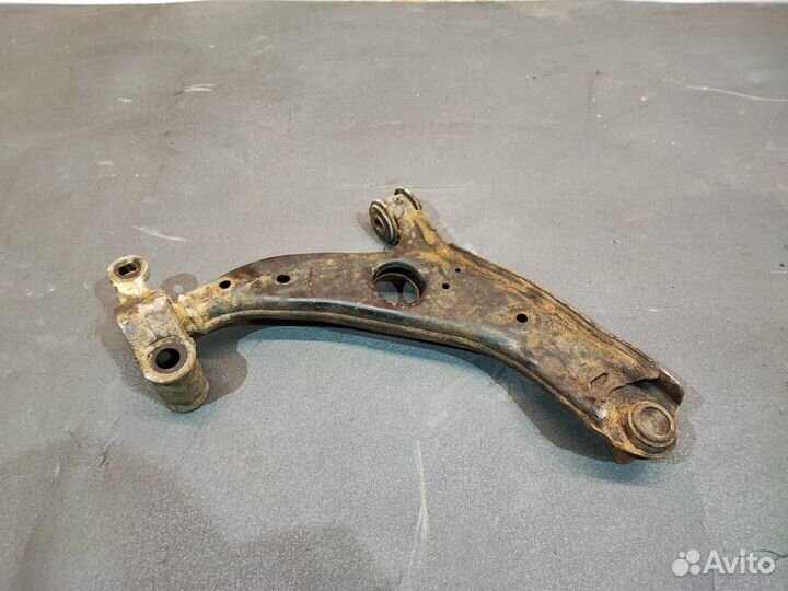 Рычаг передний нижний левый правый Mazda CX-5 ke