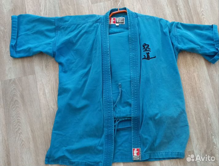 Кимоно кудо