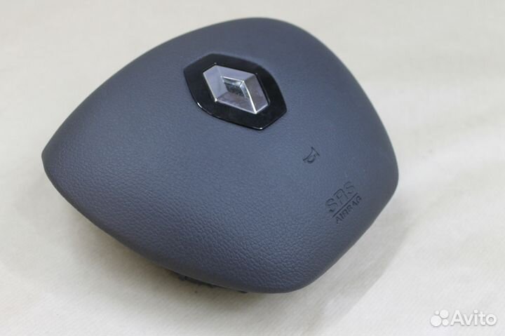 Рулевая накладка на Renault Kaptur