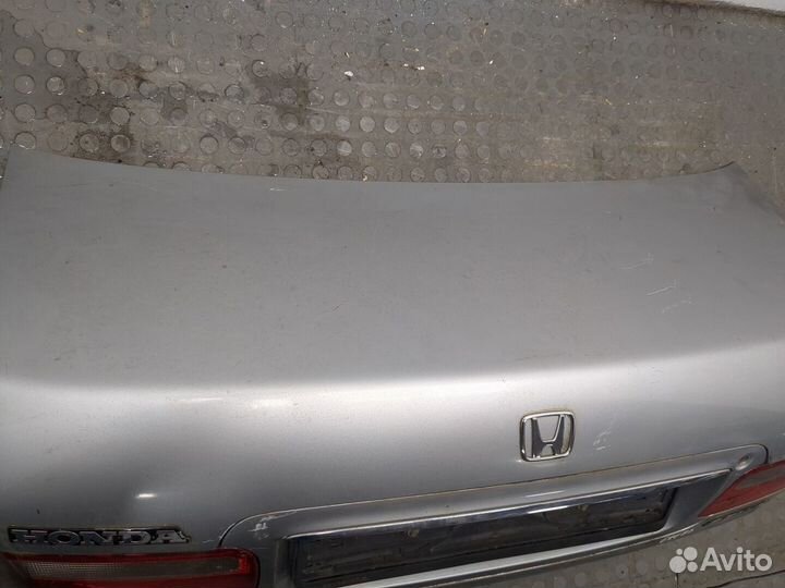 Крышка багажника Honda Accord 5, 1996