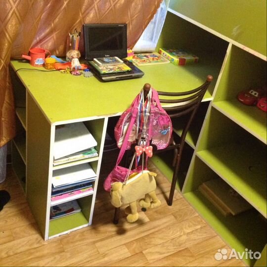 Детский уголок- кровать