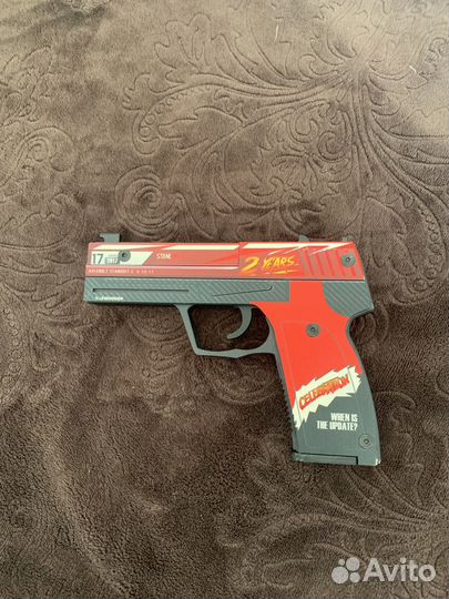 Пистолет деревяный на резинках