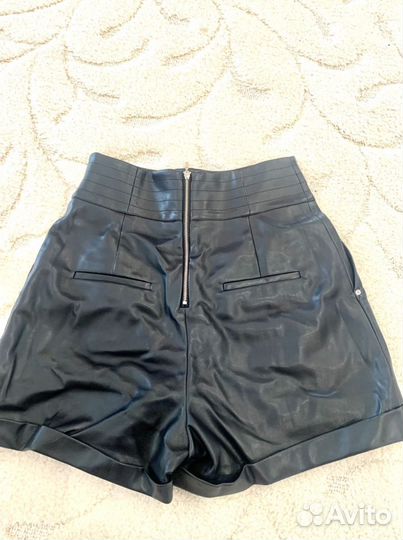 Шорты кожаные
