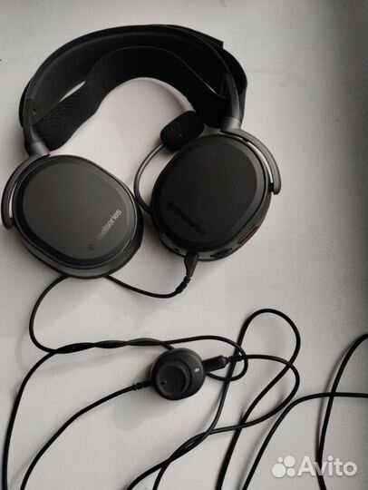 Наушники Steelseries Arctis Pro