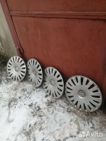Колпаки на volkswagen r 16