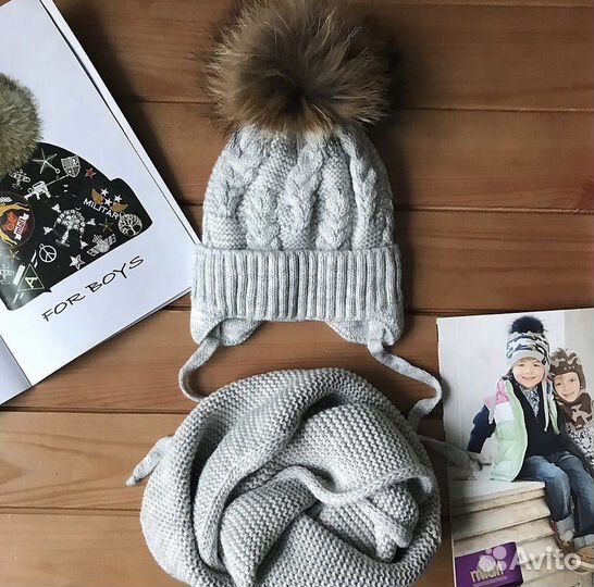 Комплект шапка и шарф с натуральным помпоном