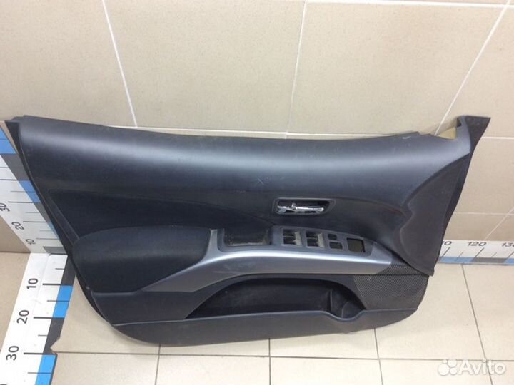 Обшивка передняя левая передняя левая Mitsubishi