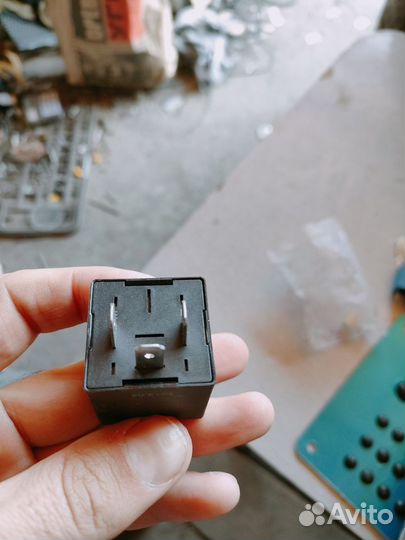 Реле поворотов и аварийного сигнала Hover Ховер