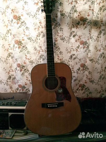 Гитара, мало б/у, торг уместен