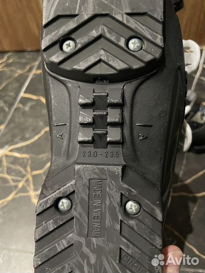 Горнолыжные ботинки детские 35 размер