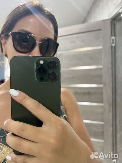 Солнцезащитные очки женские prada