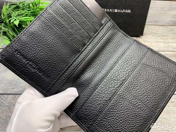 Обложка на паспорт tommy hilfiger