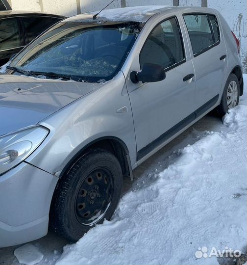 Renault Sandero 1.6 AT, 2012, 288 900 км