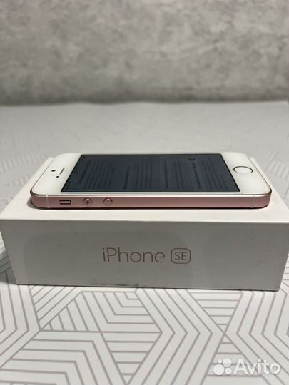 iPhone SE, 32 ГБ