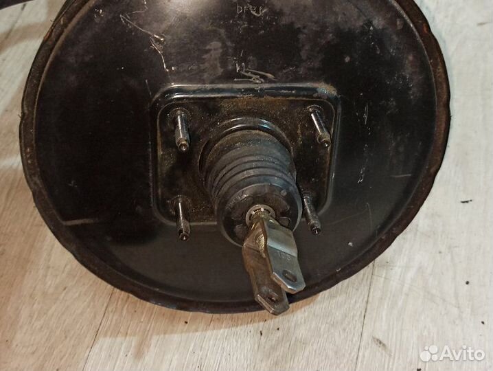 Вакуумный усилитель Nissan Primera P12 лифтбек