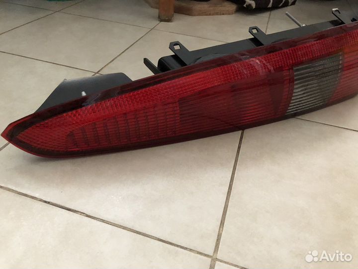 Новый фонарь правый задний на Ford Fusion дорест-г