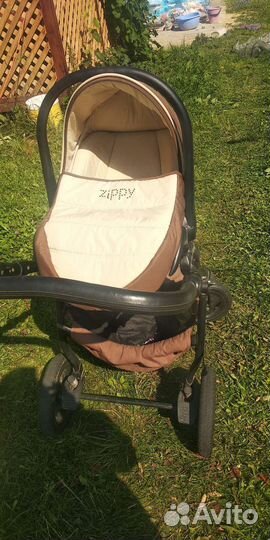 Коляска 3 в 1 Zippy
