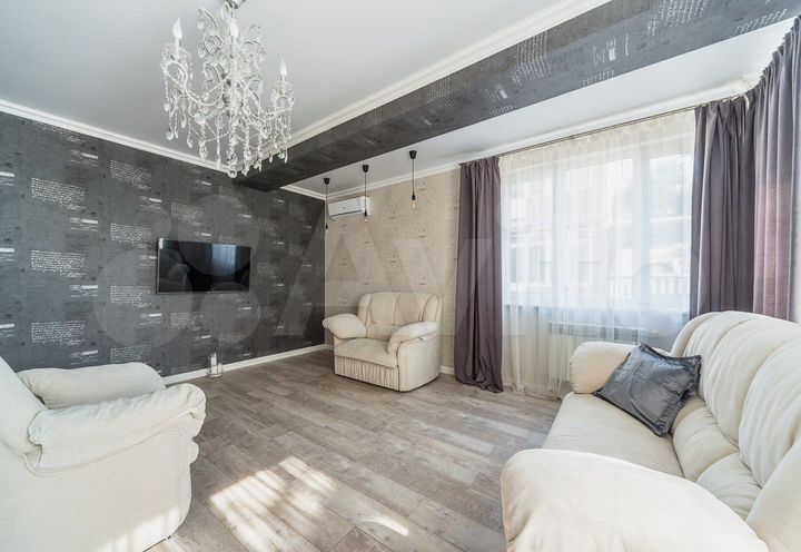 2-к. квартира, 65 м², 4/4 эт.