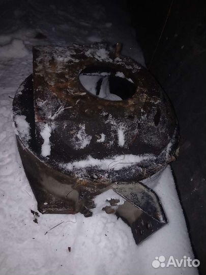 Продам колокол двигателя маз зубренок